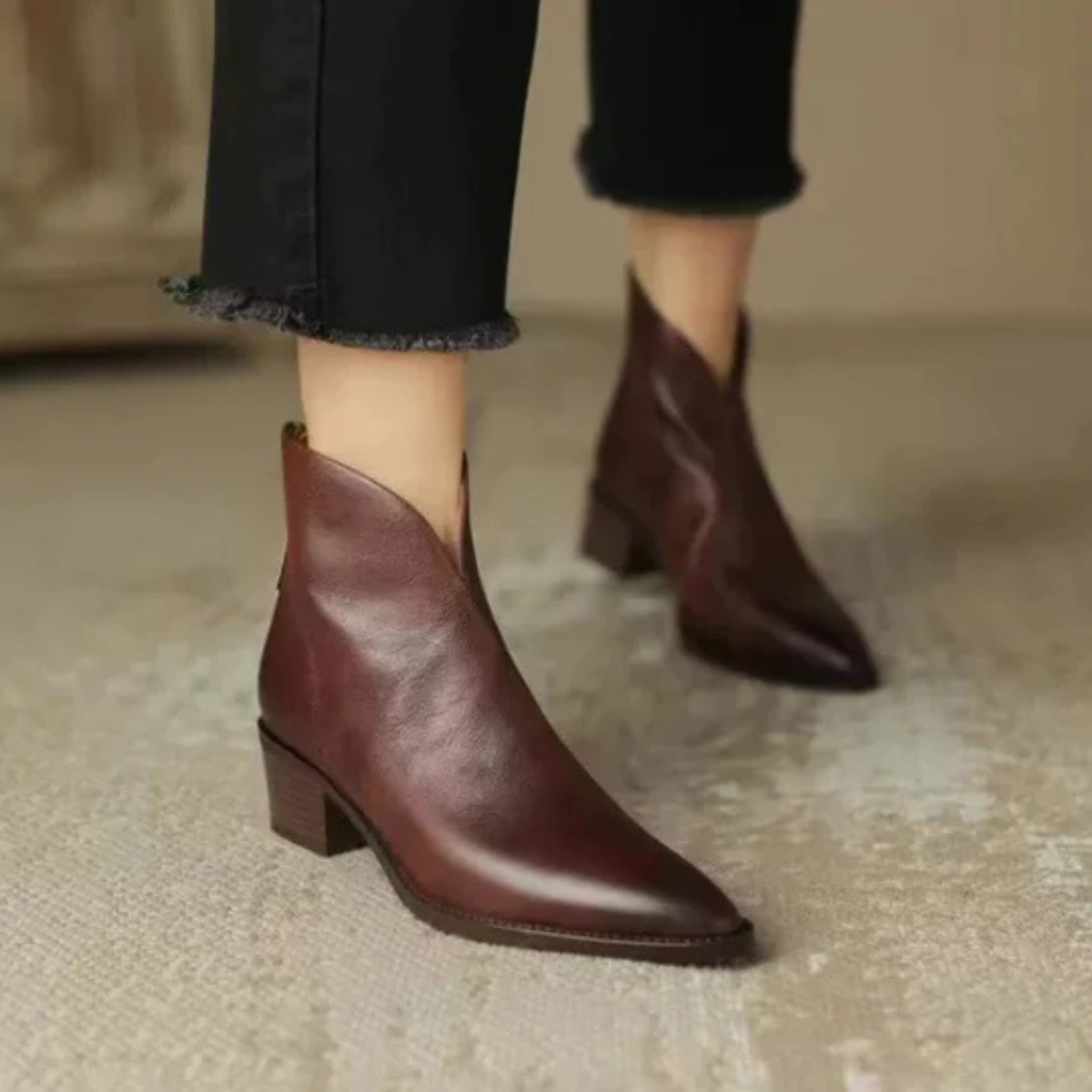 Auralise – Eleganckie Botki na Niskim Obcasie