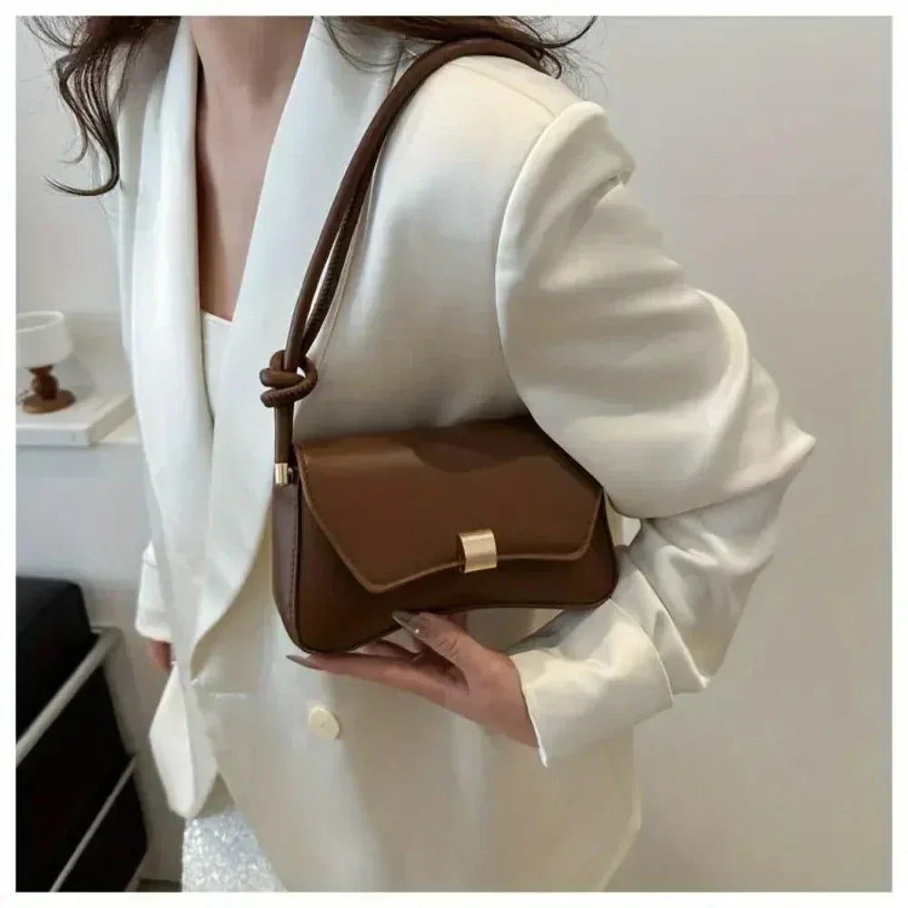 Daphne | Torba na ramię o vintage'owym uroku