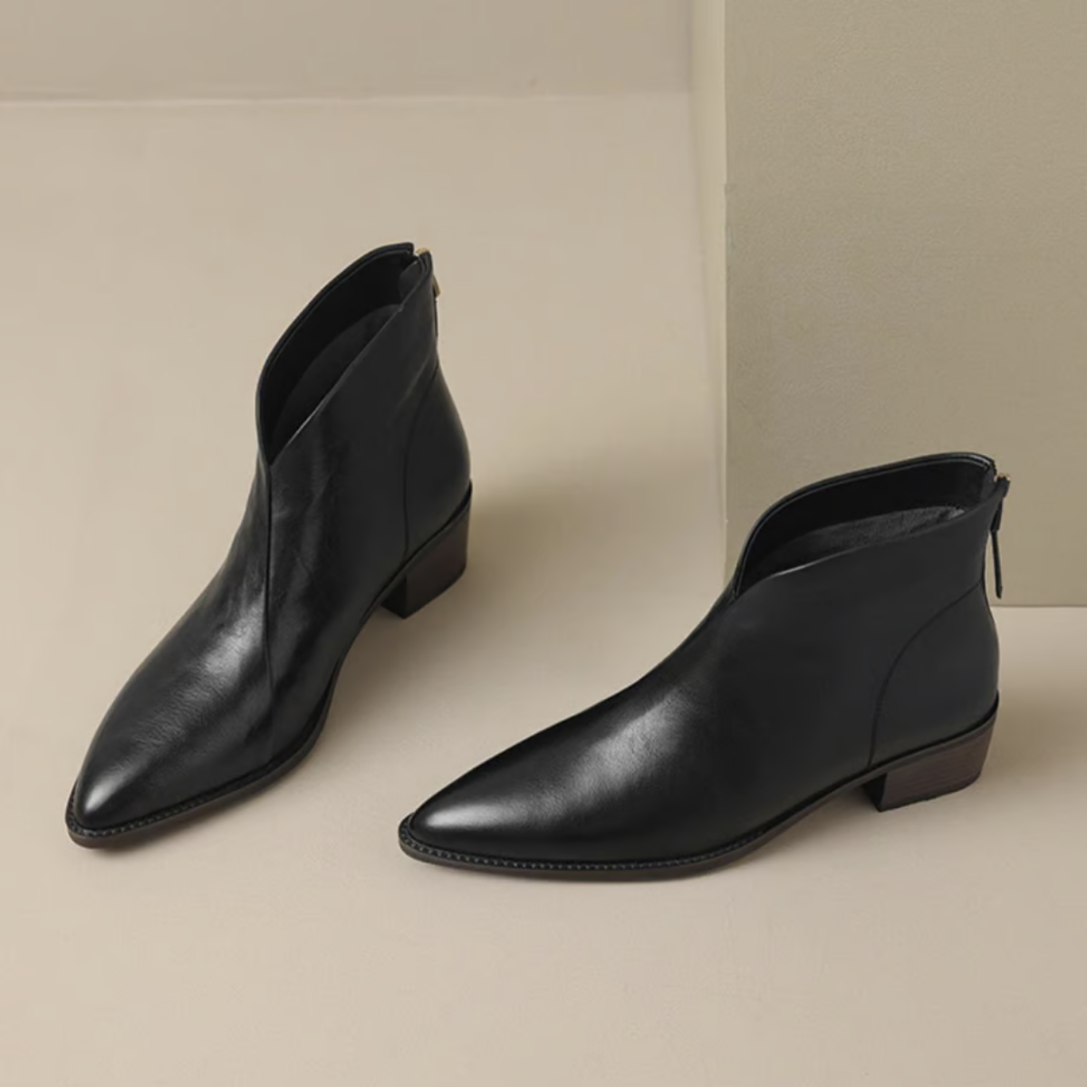 Auralise – Eleganckie Botki na Niskim Obcasie